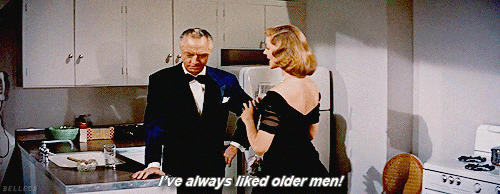 Pros and cons on dating a younger man-in-Yeketahuna