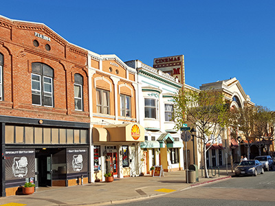Gay Dating in Salinas