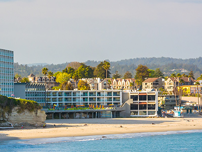 Gay Dating in Santa Cruz